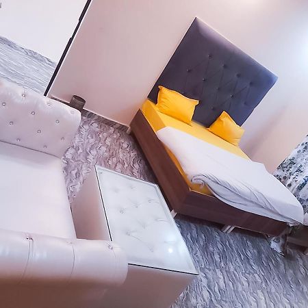 Roomshala 110 Hotel Mulaqaat - Shiv Nadar University Dadri Exteriér fotografie