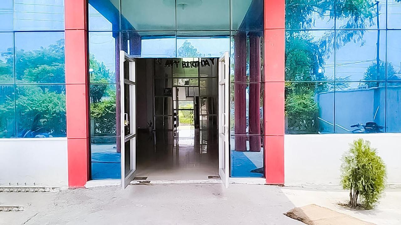 Roomshala 110 Hotel Mulaqaat - Shiv Nadar University Dadri Exteriér fotografie