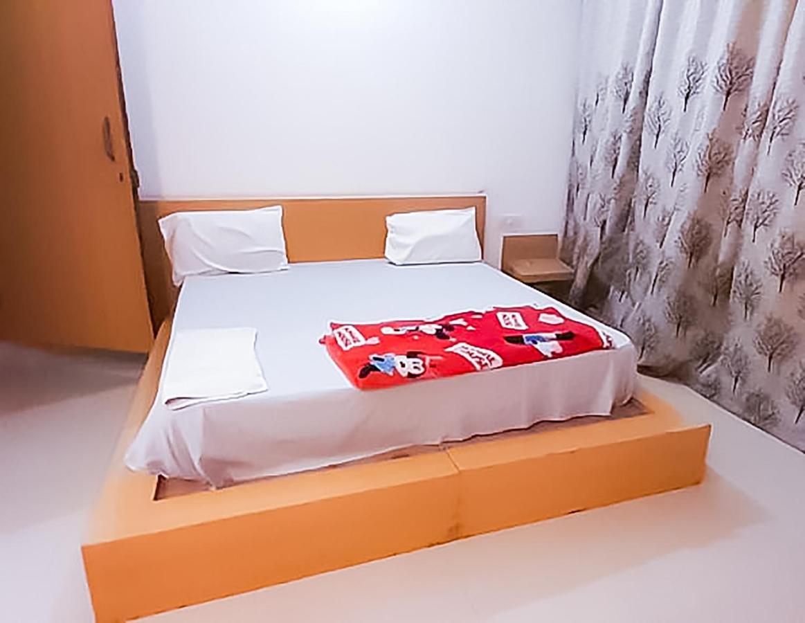 Roomshala 110 Hotel Mulaqaat - Shiv Nadar University Dadri Exteriér fotografie